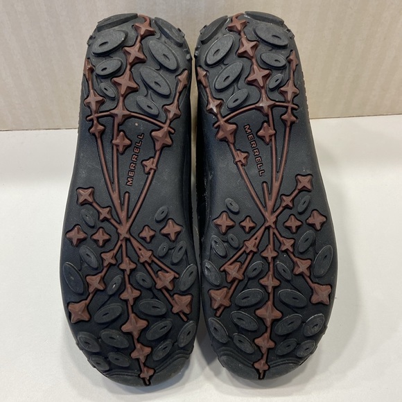 Merrell, waterproof, pull on boots size 9 - Picture 6 of 8